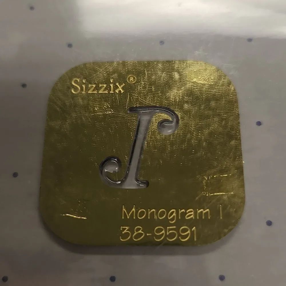 Sizzix Embossing Folder Monogram I